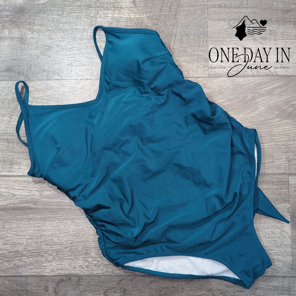 CharmLeaks Tie Back One Piece Swimsuit Size L